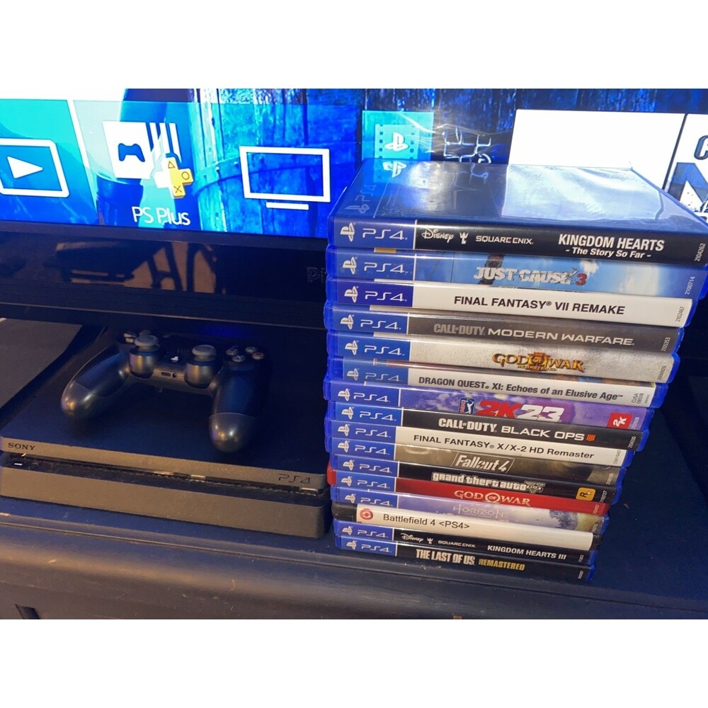 PS4 500GB Bundle Console - 1 Controller  16 GREAT games + charge cord KH COD GTA